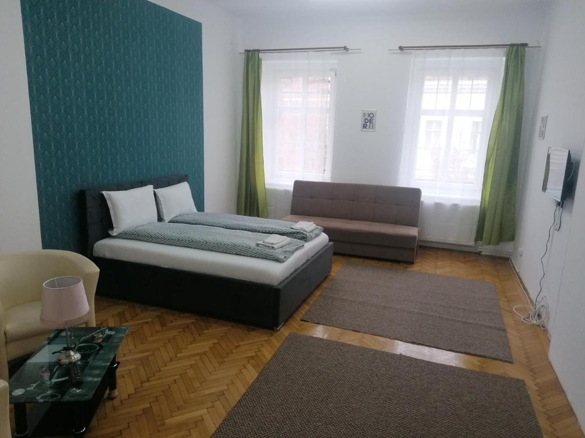 Апартаменты Apartament Royal Сибиу Экстерьер фото